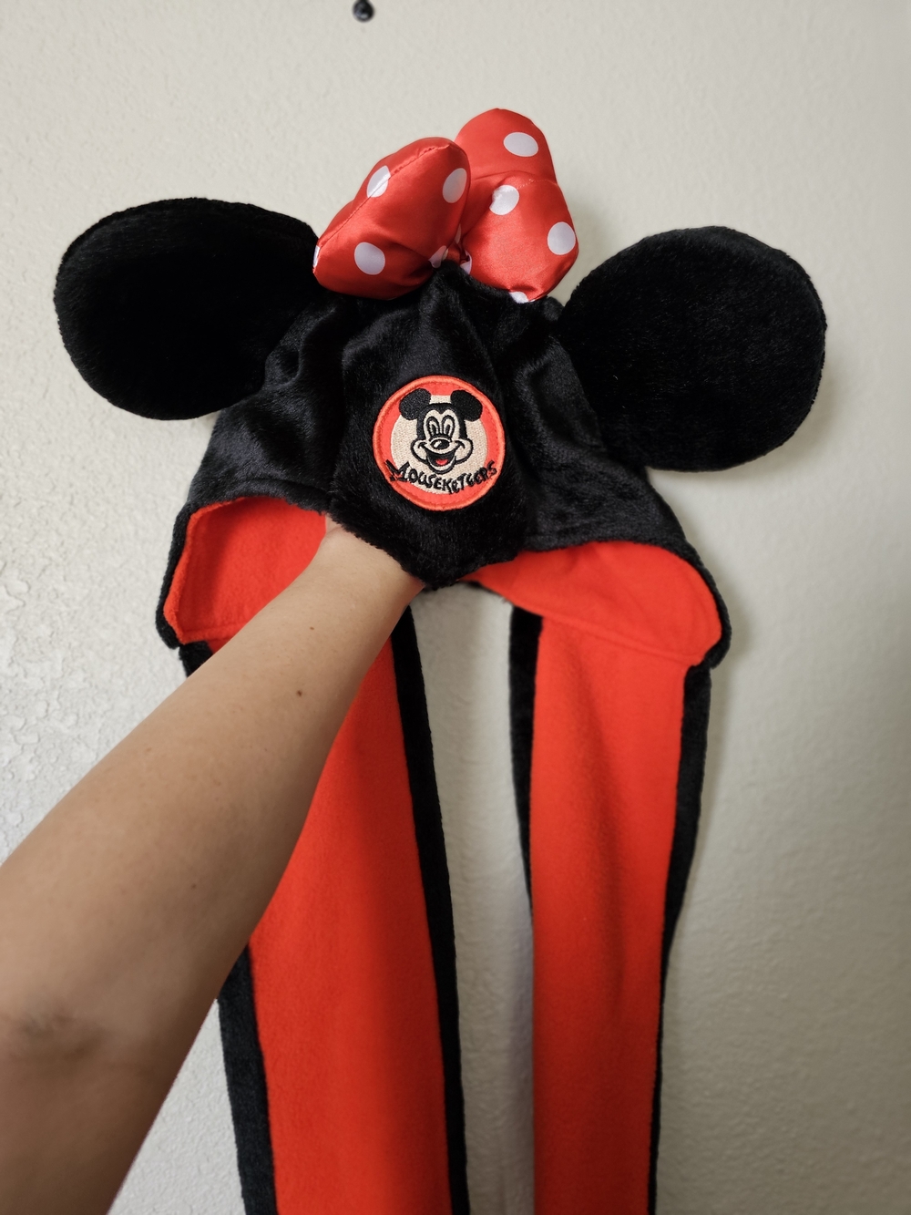 Disney Minnie Mouse Plush Ear Hat with Connected Scarf